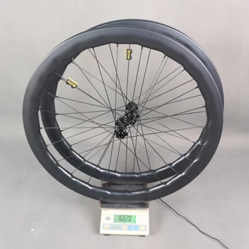 い*や様 カーボンスポーク カーボンホイール50mm軽量1335g DISC スコム VOSO CORE 50 カーボンスポーク採用のエントリーグレード