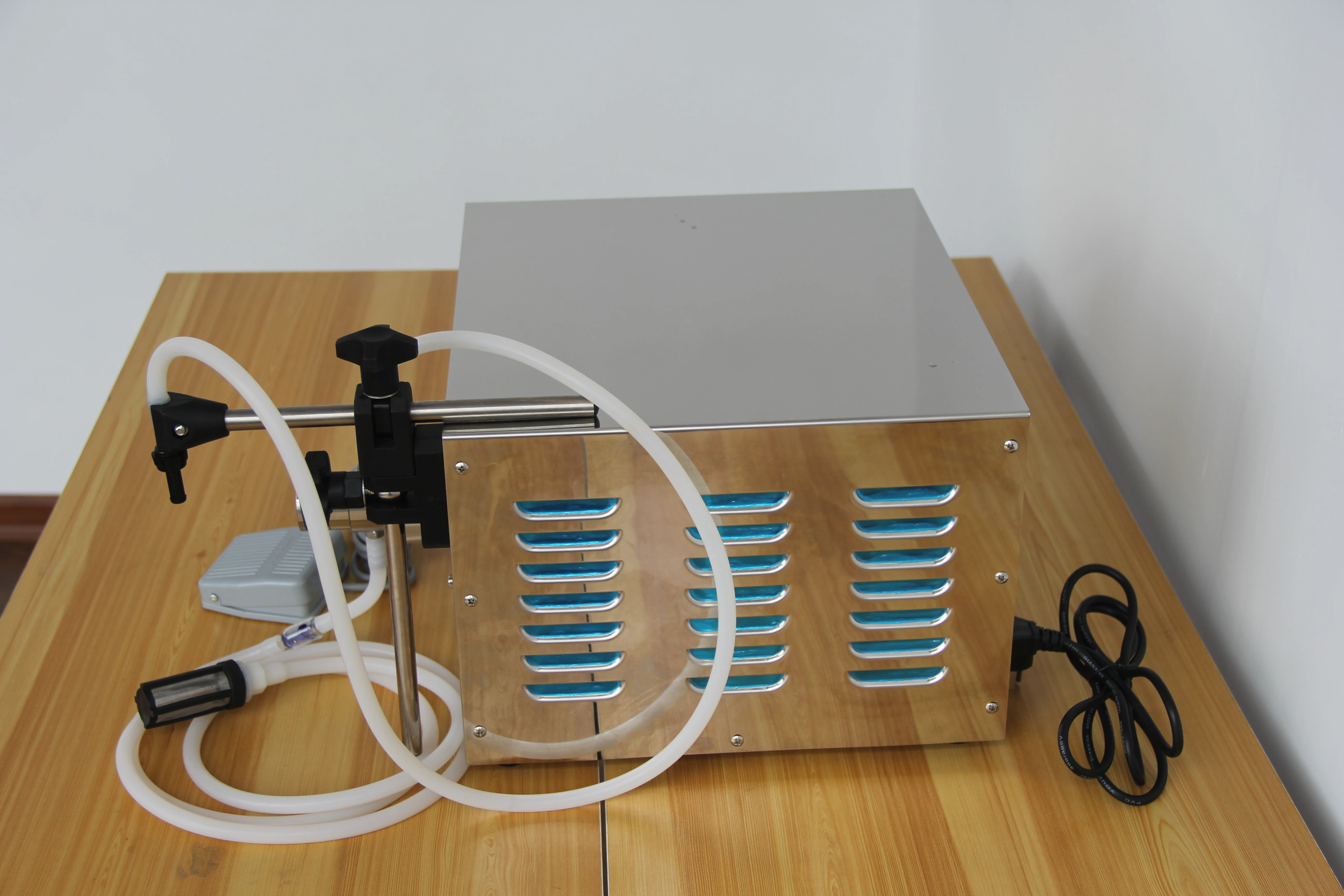 High quality stainless steel magnetic gear pump liquid filling machine