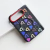 Motif de lettres colorées noires