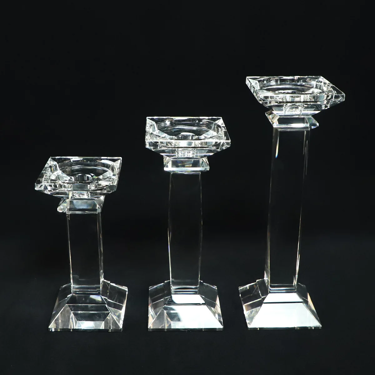 Table centerpiece indoor glass crystal pillar customized candle holders in glass