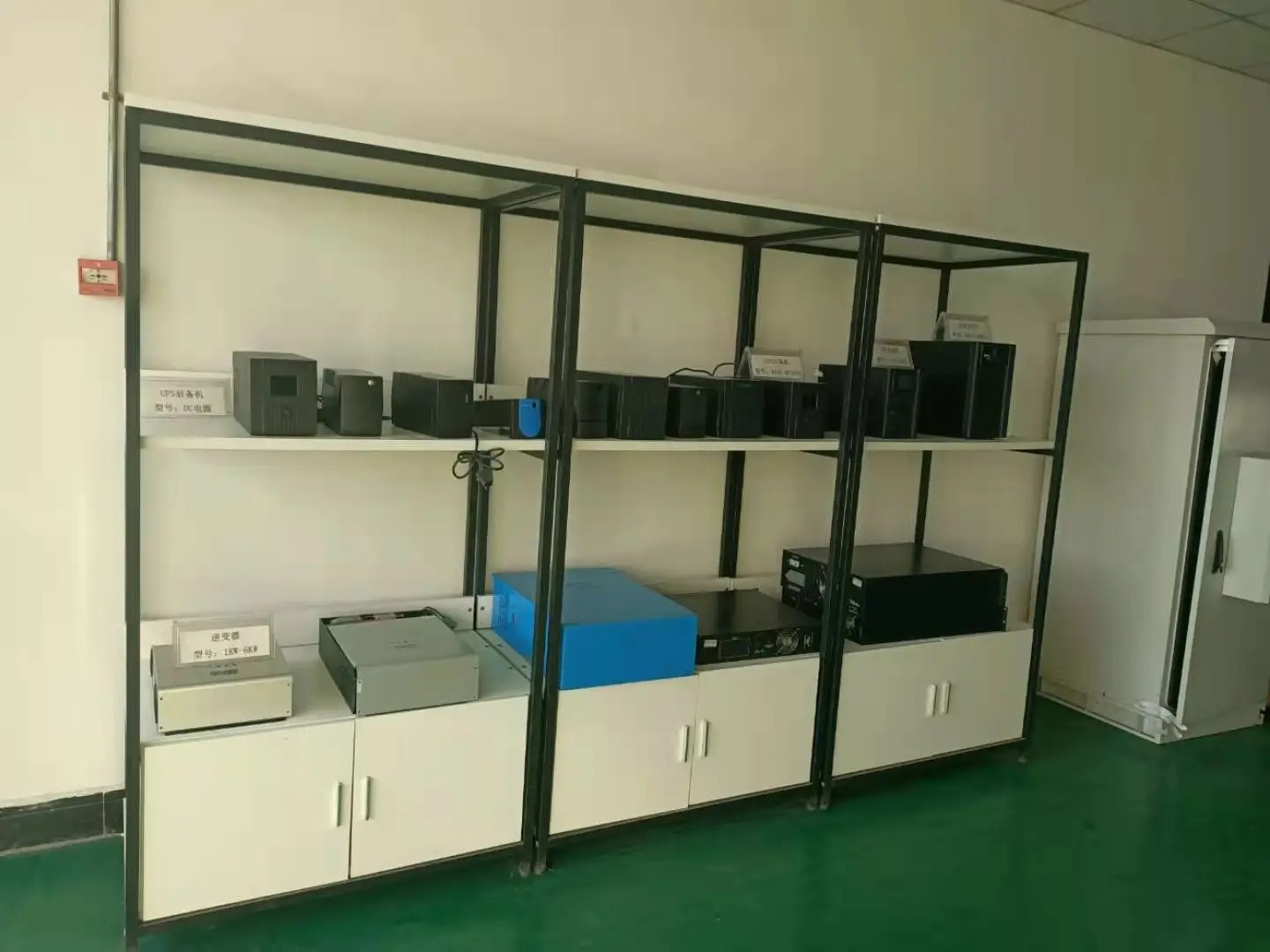 sample room-2.jpg