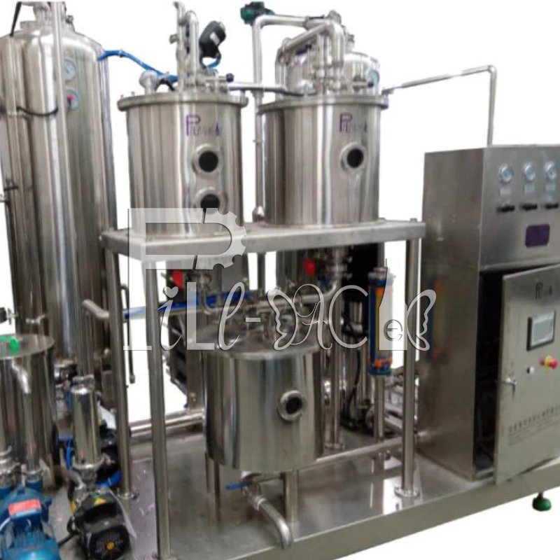 Volume Ratio 2.5 / 4 Times CO2 Mixer Mixing Machine Saturator for Carbonated Gas Drink Beverage /sparkling Water Processing