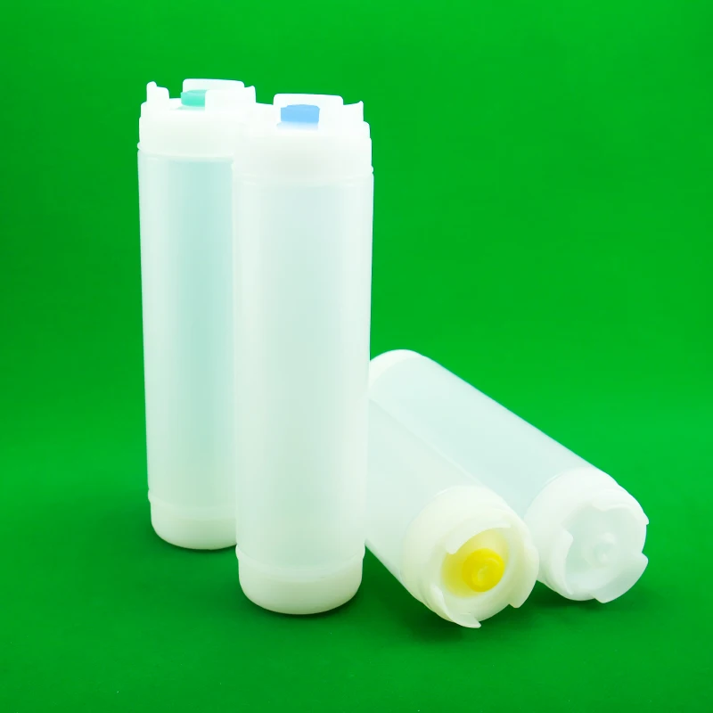 16Oz 20Oz Plastic Squeeze Bottle for Sauce with Screw Cap Sealing and Screen Printing Surface Treatment