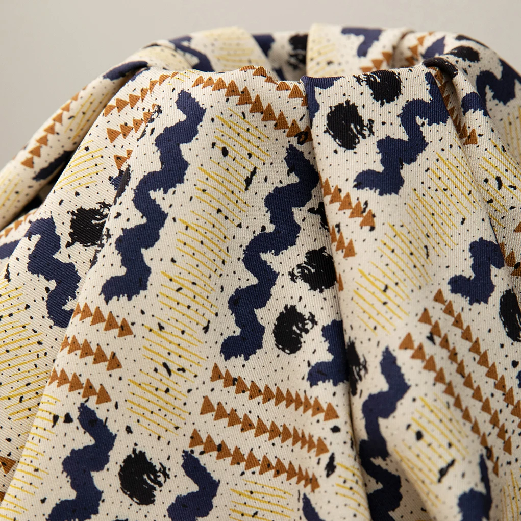 Пользовательские геометрические узоры цифровая печать 100% вискоза Вискоза Модальная ткань для платья