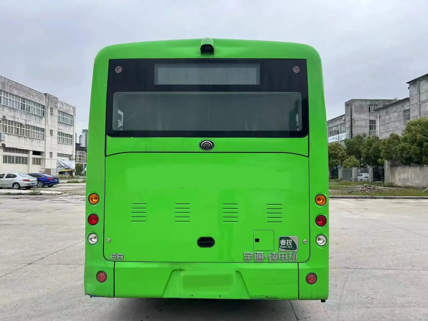 China Cheap Price Youtong E8 53 Seater Pure Electric Sightseeing Bus 8M New Energy Used Electric City Vehicles Bus