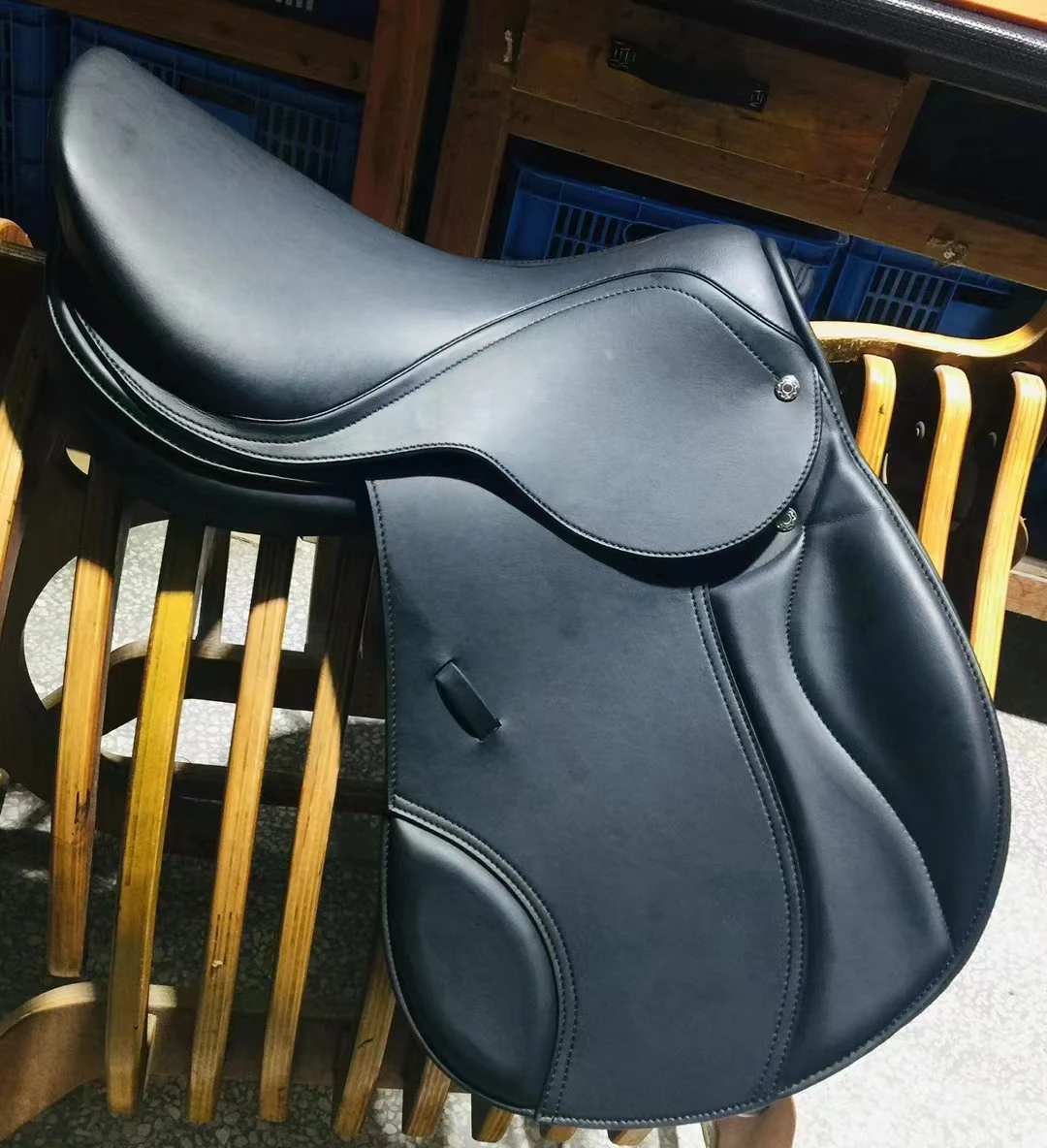 Germany Style Folded Horse Saddle Rack