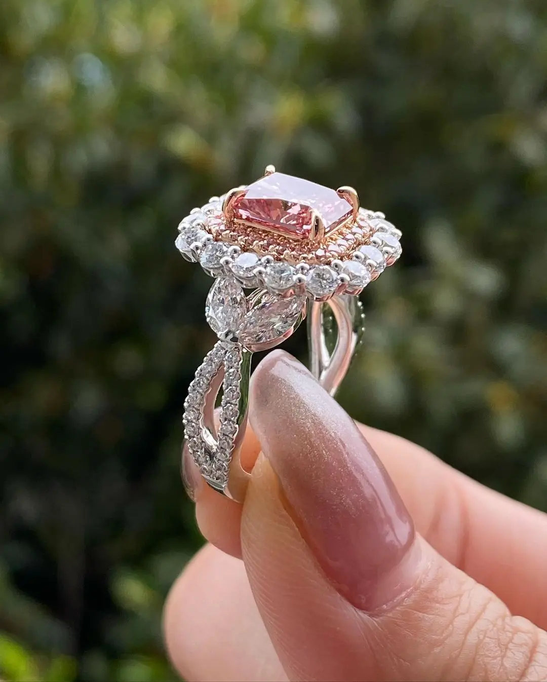 Luxury 2.13 Ct  Radiant Cut Orange Pink Lab Diamond Ring with Side White DEF Diamond 18K Gold White Proposal Gift