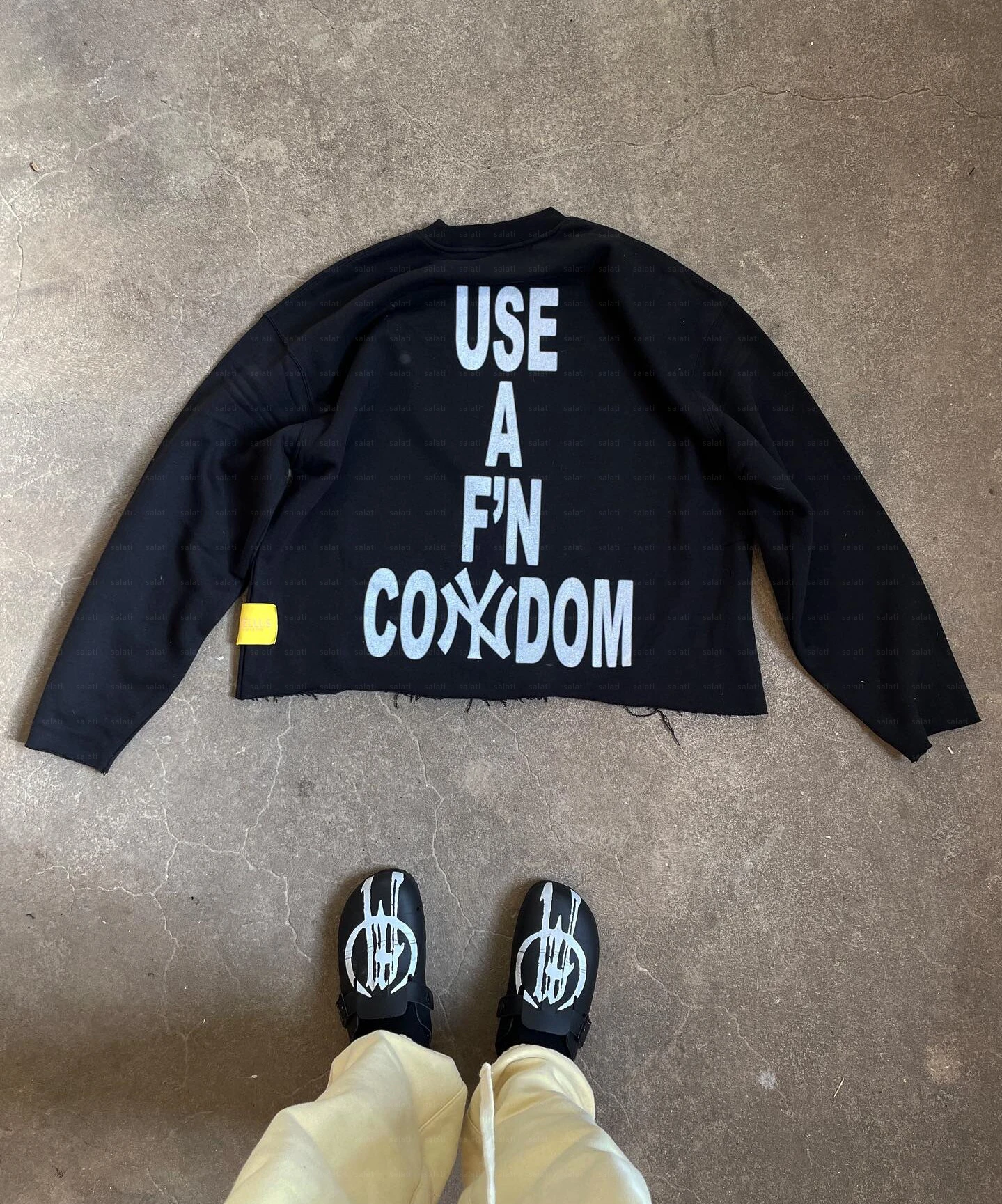 Custom Screen Print Label Cropped Drop Shoulder Crew Neck Pullover Unisex Cotton French Terry Distressed Raw Hem Sweatshirt Men gallery 4