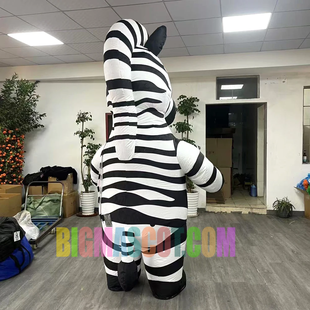Inflatable Cartoon Mascot Costume Horse and Zebra From the City Parade Events Colorful PVC Balloon for Party Usage