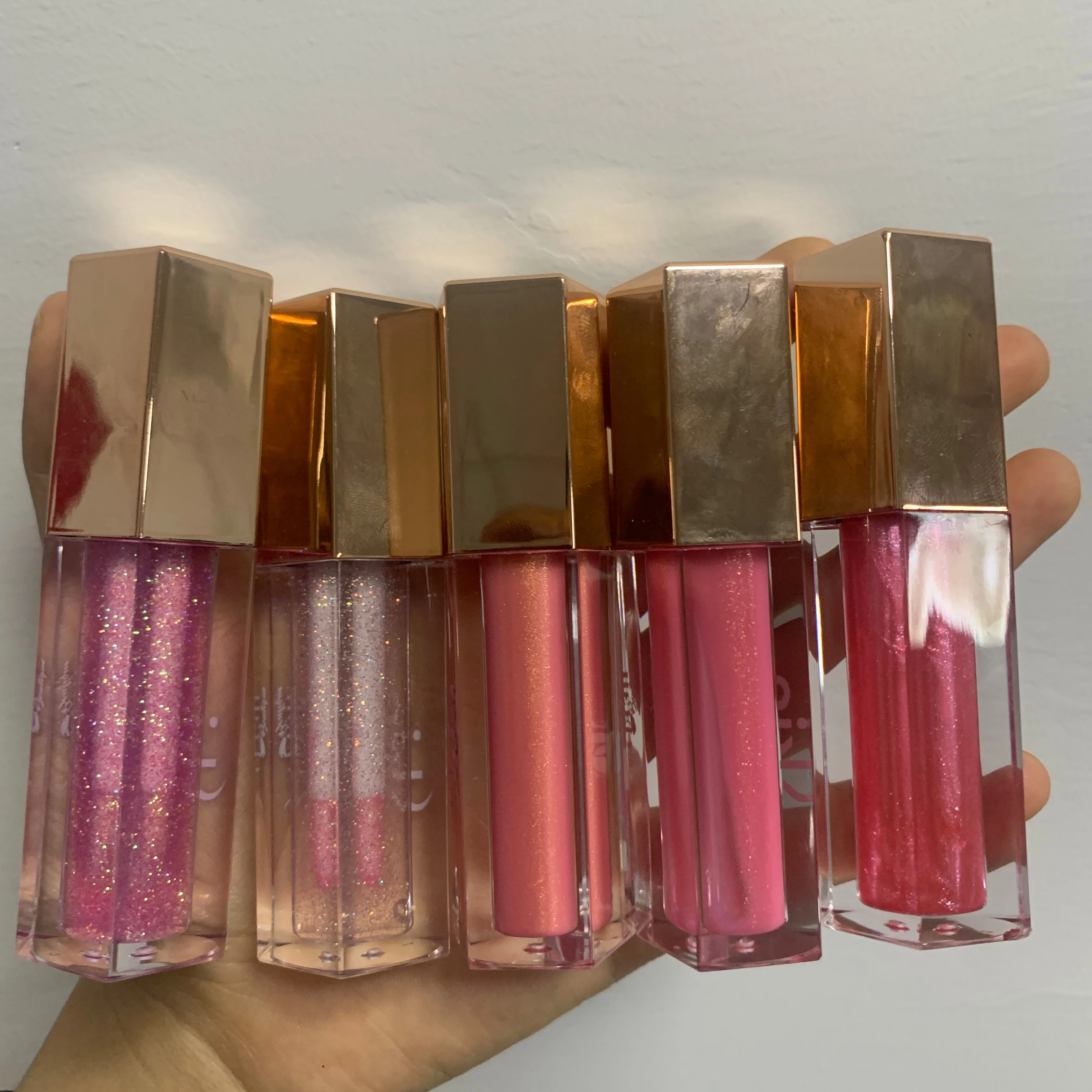 Wholesale Long Lasting Liquid Matte Lipstick Glitter Shiny Makeup Waterproof Moisturizing Glossy Lip Gloss Private Label