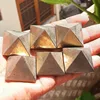Pyramide de pyrite