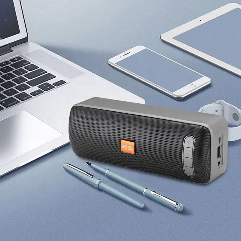 Модная новинка басовый мобильный телефон 10 20 Вт 2022 радио