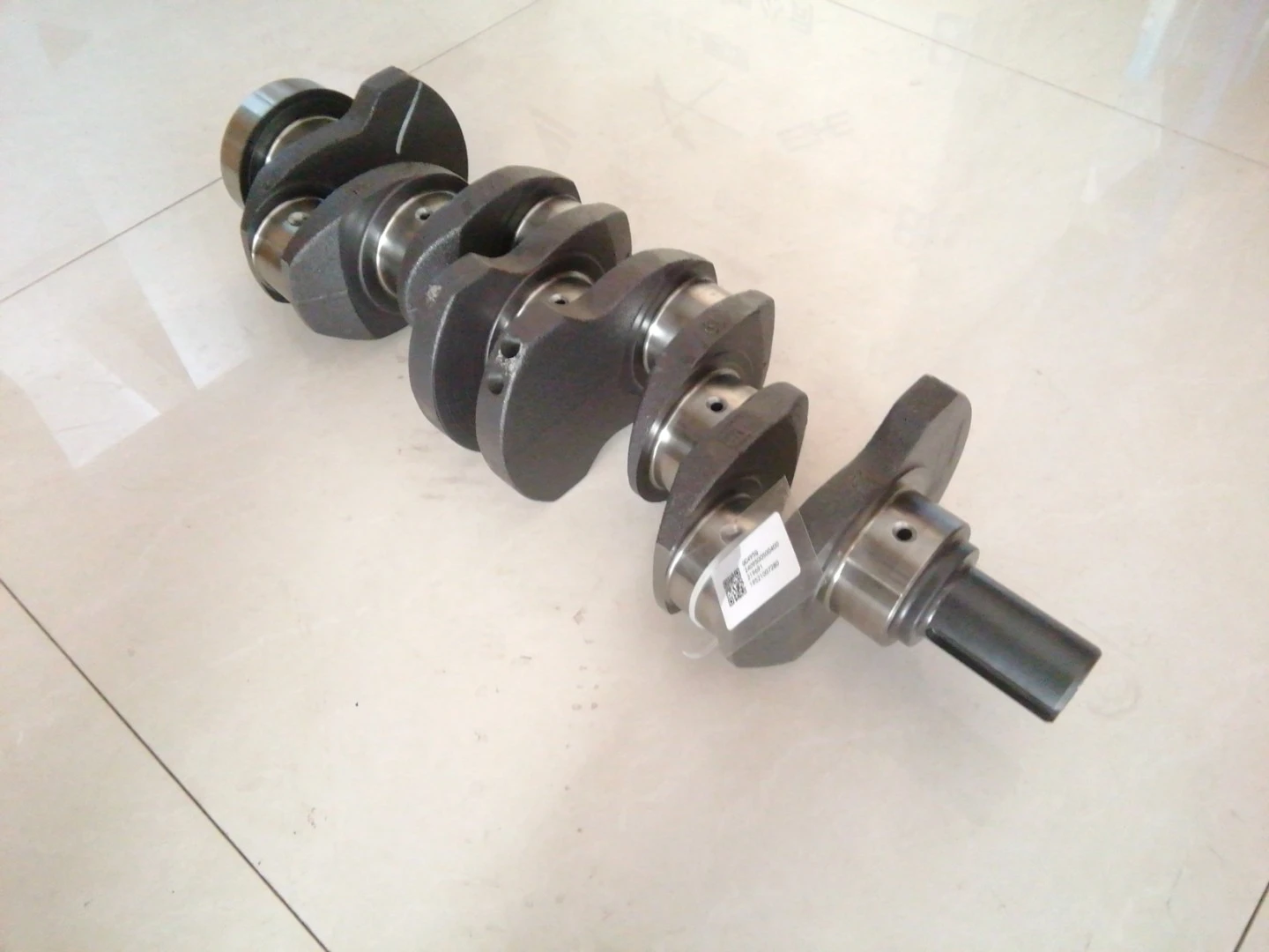 2409500500400 Crankshaft Can Supply Crankshaft With Standard Main And