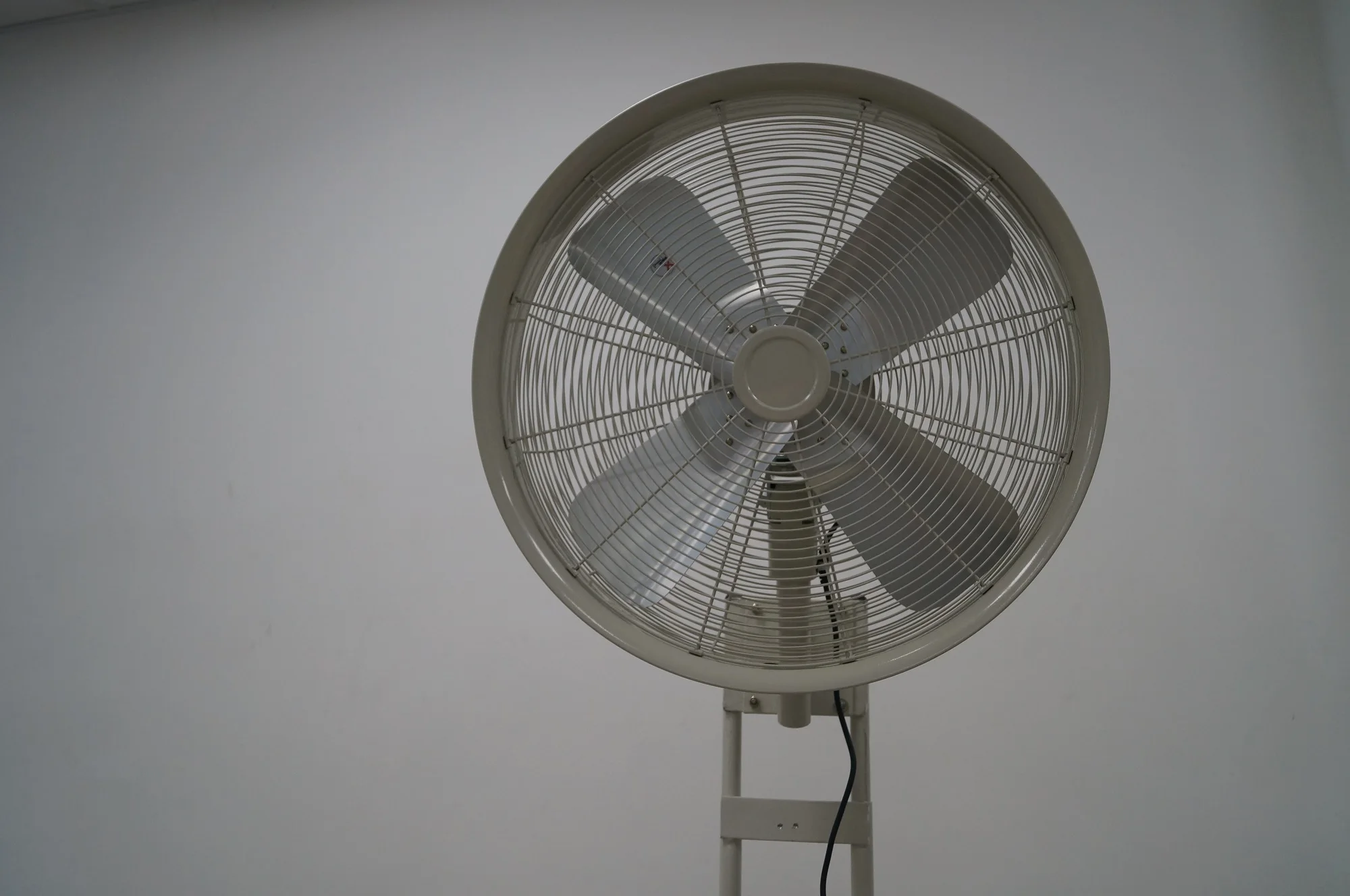 Wall Fan, 24", 207W, 5-Blade, 65dB - detail 4