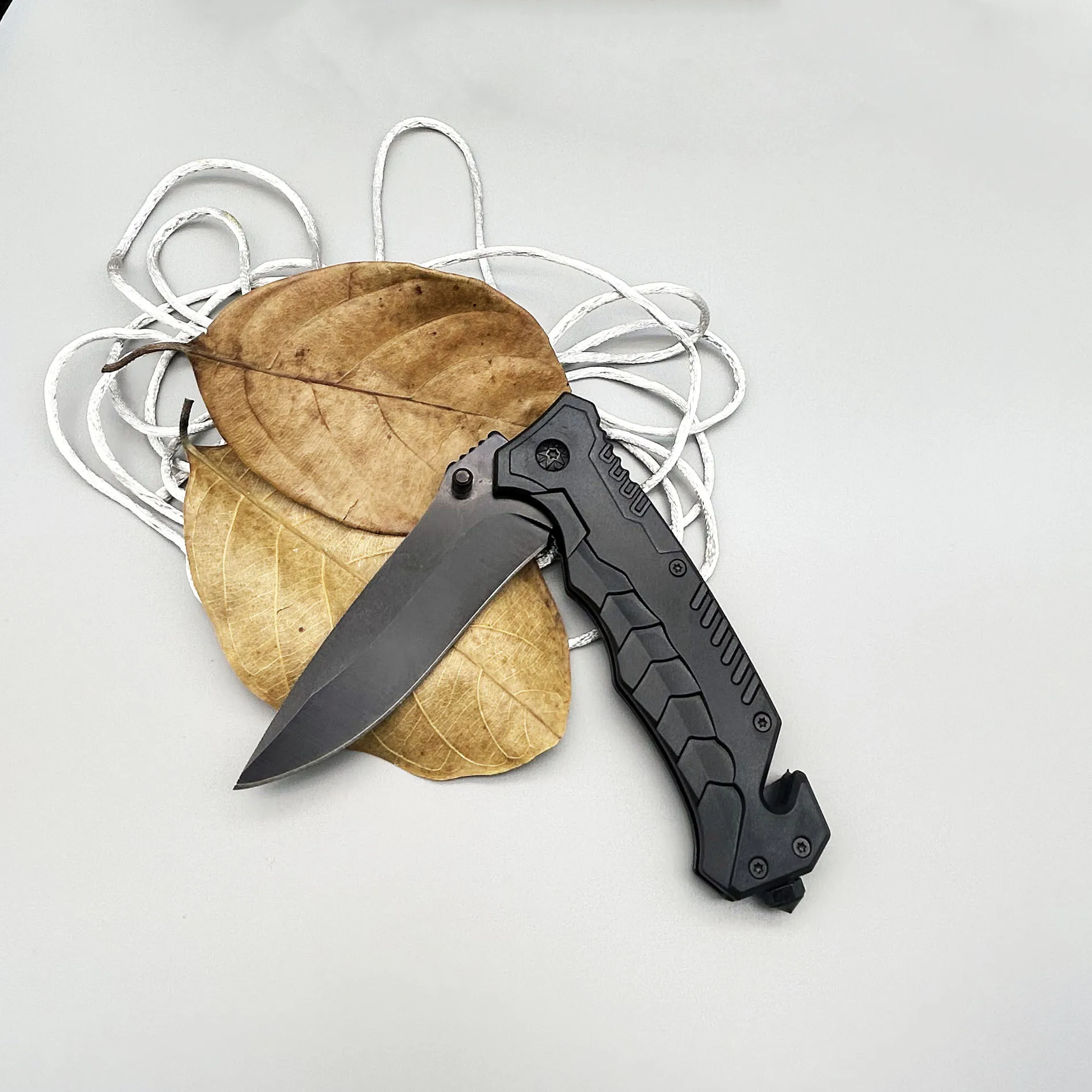 Factory Direct Can Customize logo Stainless Steel Portable Mini Folding Camping Survival Cutter Knife Pocket
