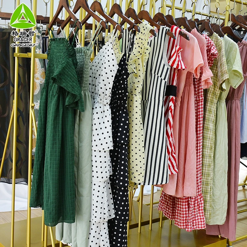 white christmas dresses JUNE Leaves Print Tiered Dress