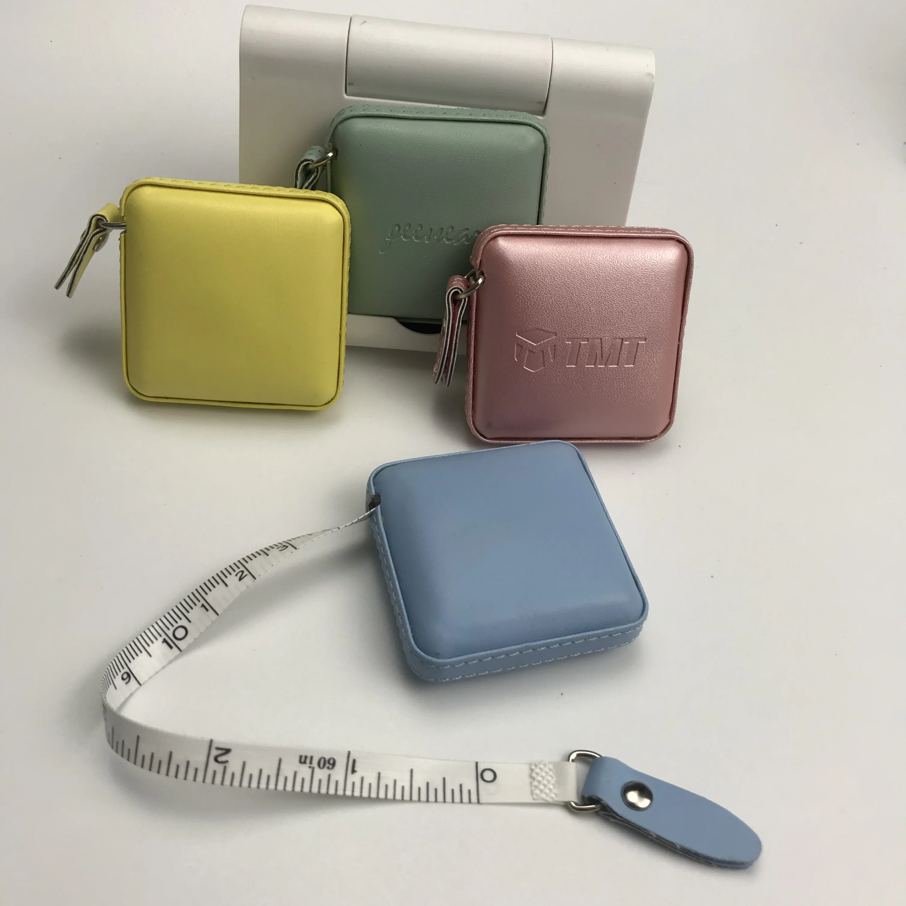 Multi-color Oil-edged 1.5m Leather Tape Measure Mini PU Leather Tape Measure Waist Belt Tape Measure With Custom Logo
