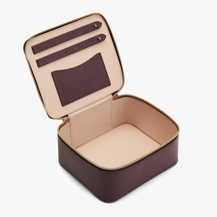 Hot sale stylish tassel trinket portable travel jewelry boxes custom logo faux leather jewelry storage box