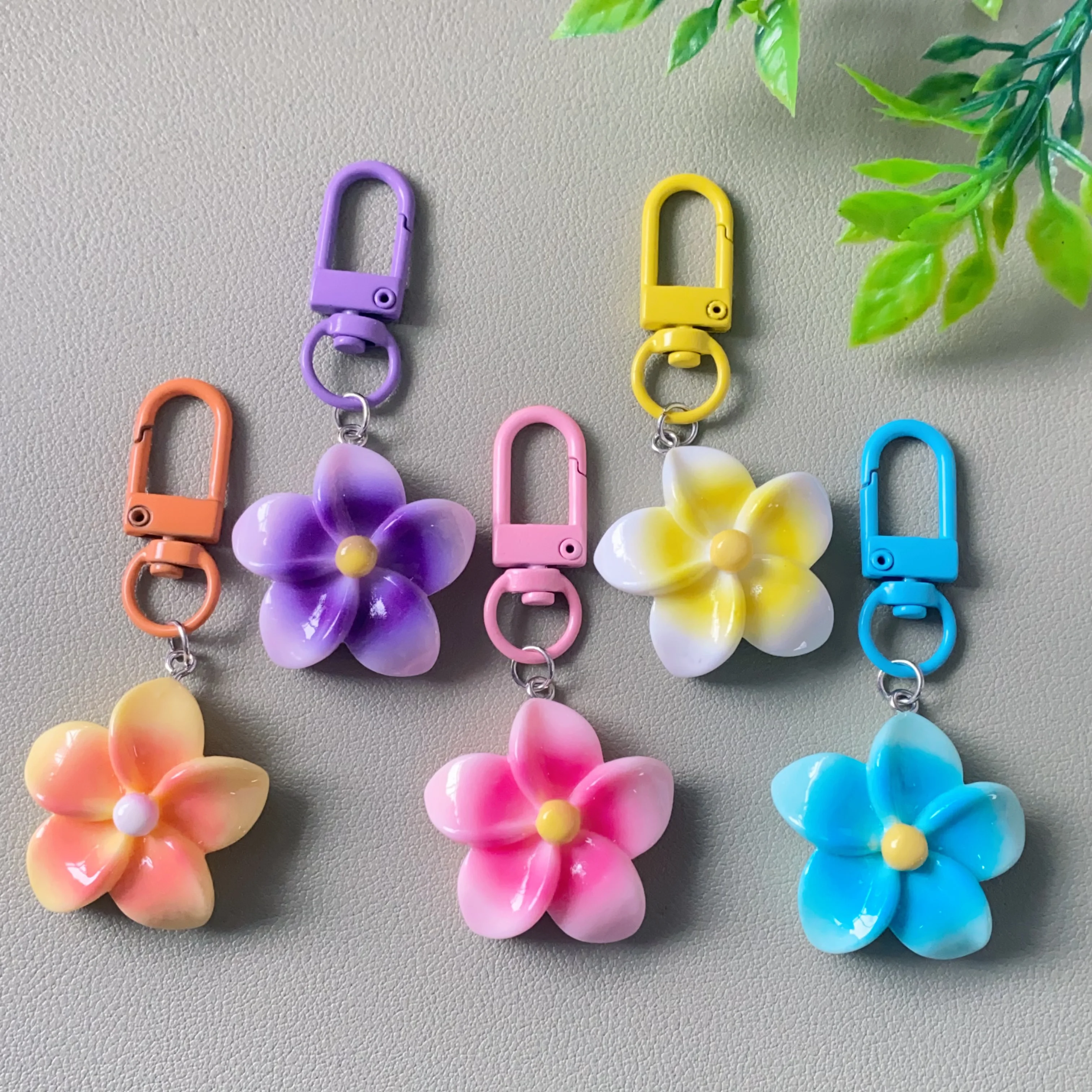 New Cute Summer Plumeria Flower Keychains Keyrings Tassel for