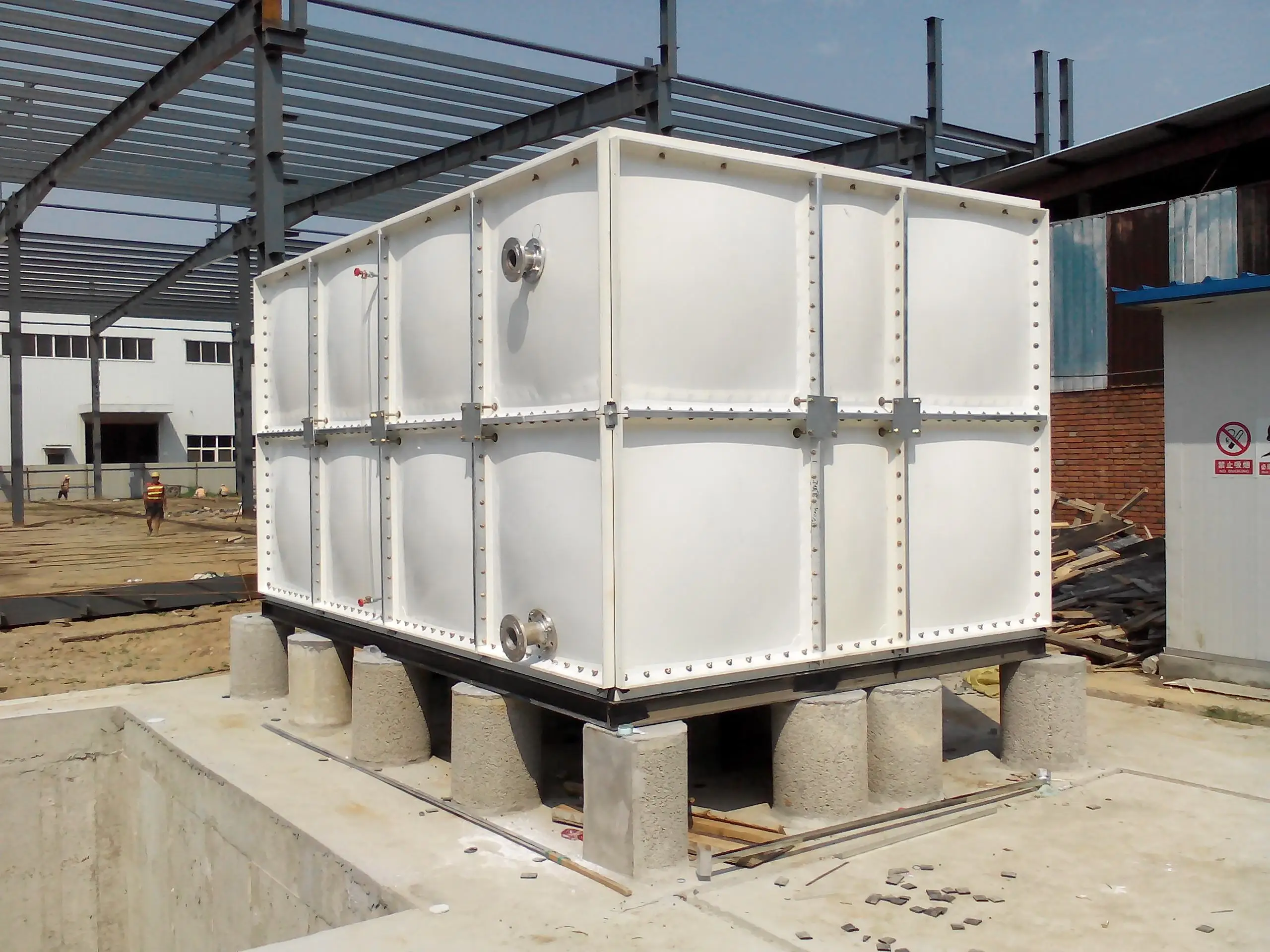 2000 Liter 3000 Liter Fiberglass Sectional FRP Water Tank Price