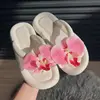 Infradito rosa con fiocco