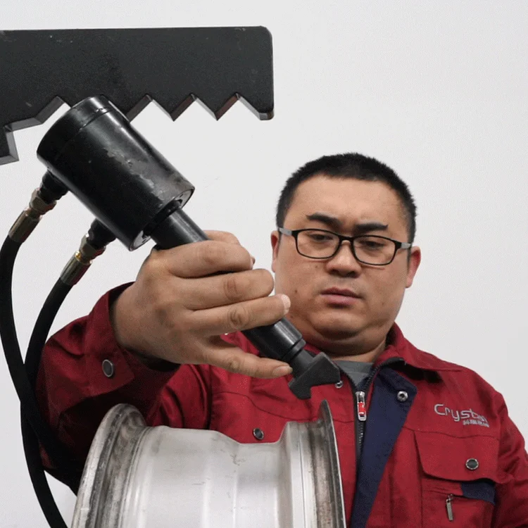 Инструмент для ремонта и выравнивания линейных колес