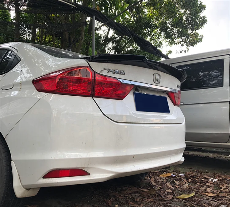 2015-2018 Honda City用 ABS樹脂製リアスポイラー ZDKスタイル