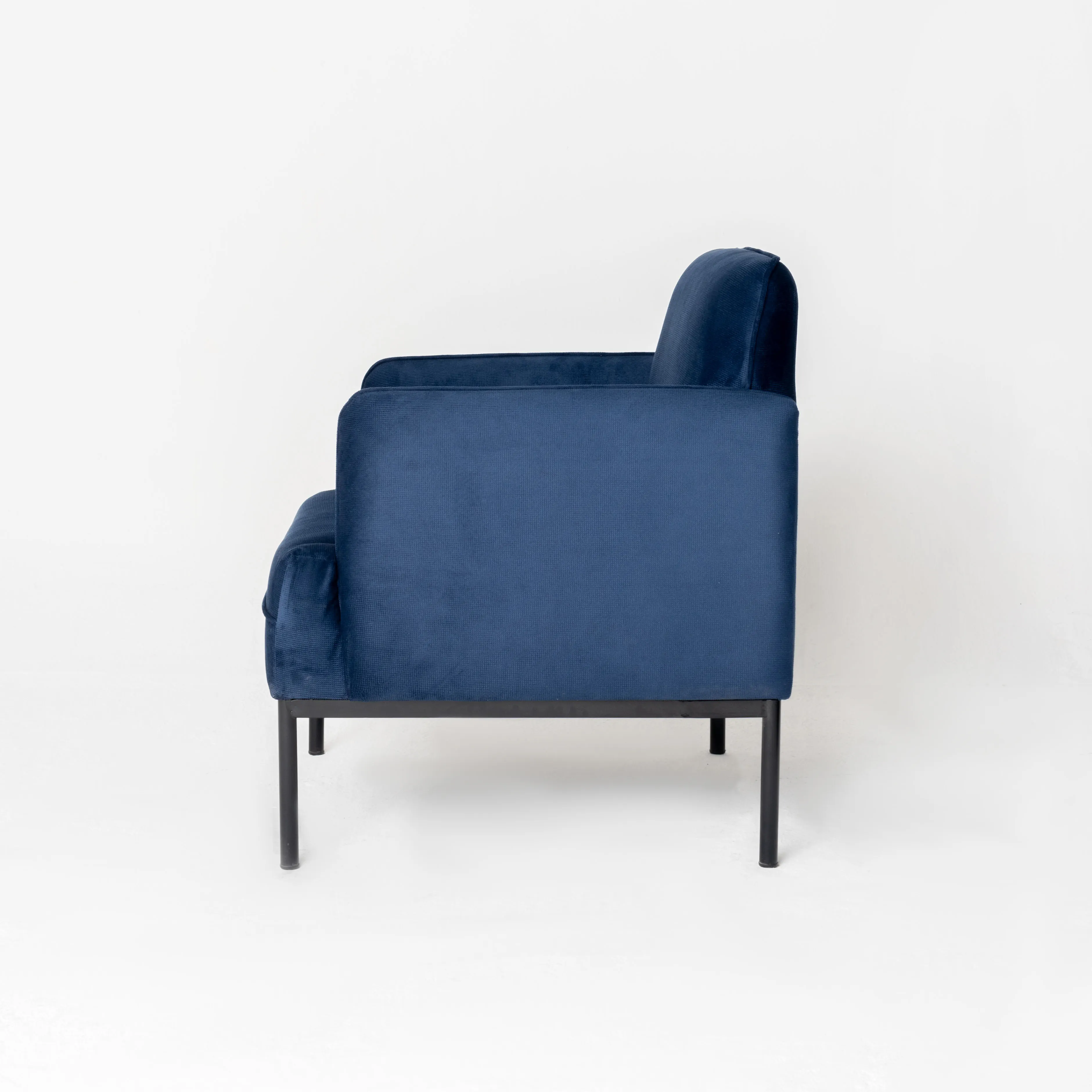 DIVERSO Milo Armchair Made of Solid Pine Wood with a Wrought Iron Base and High-quality Fabric Upholstery, Blue. Made in Mexico