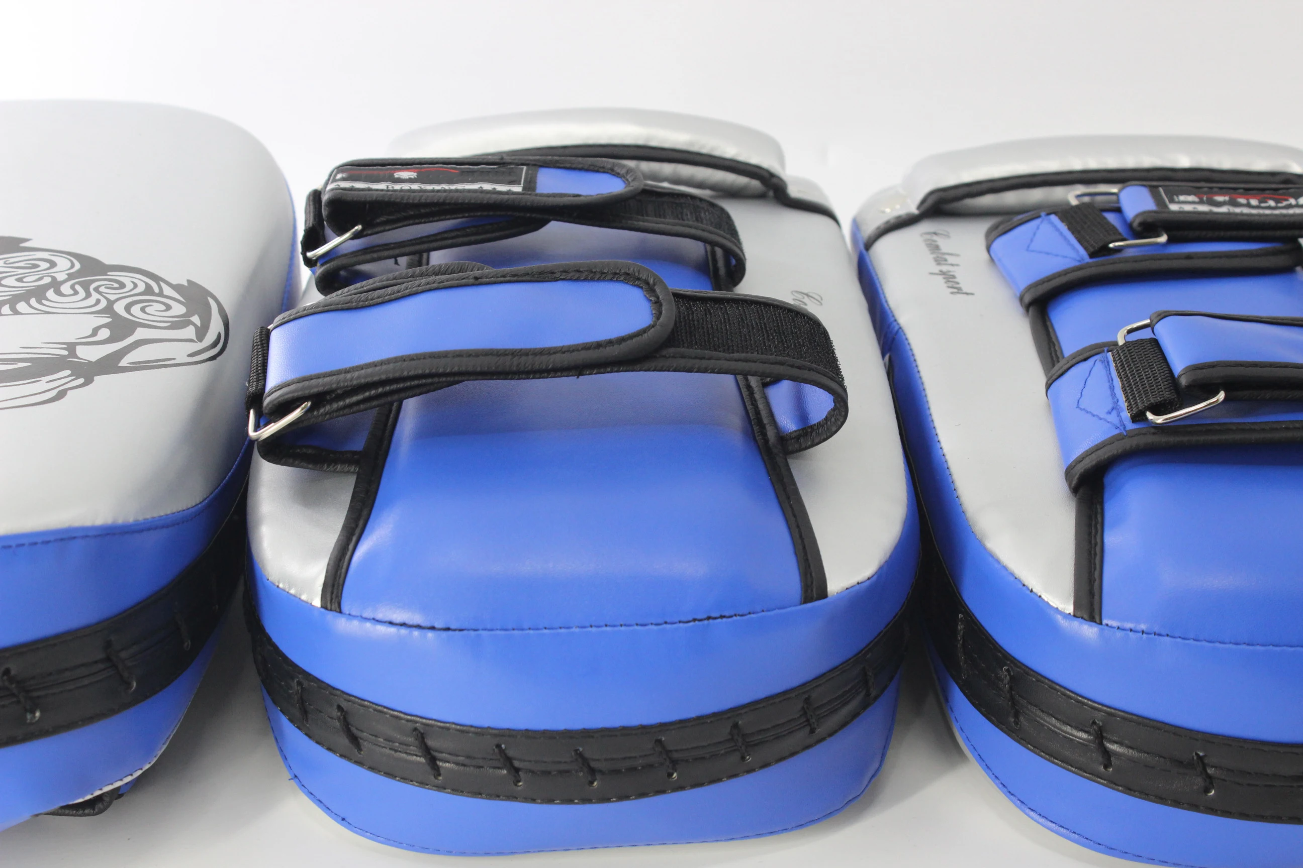 Kick Target Curved Kickboxing Training Pad Karate Kicking Shield For