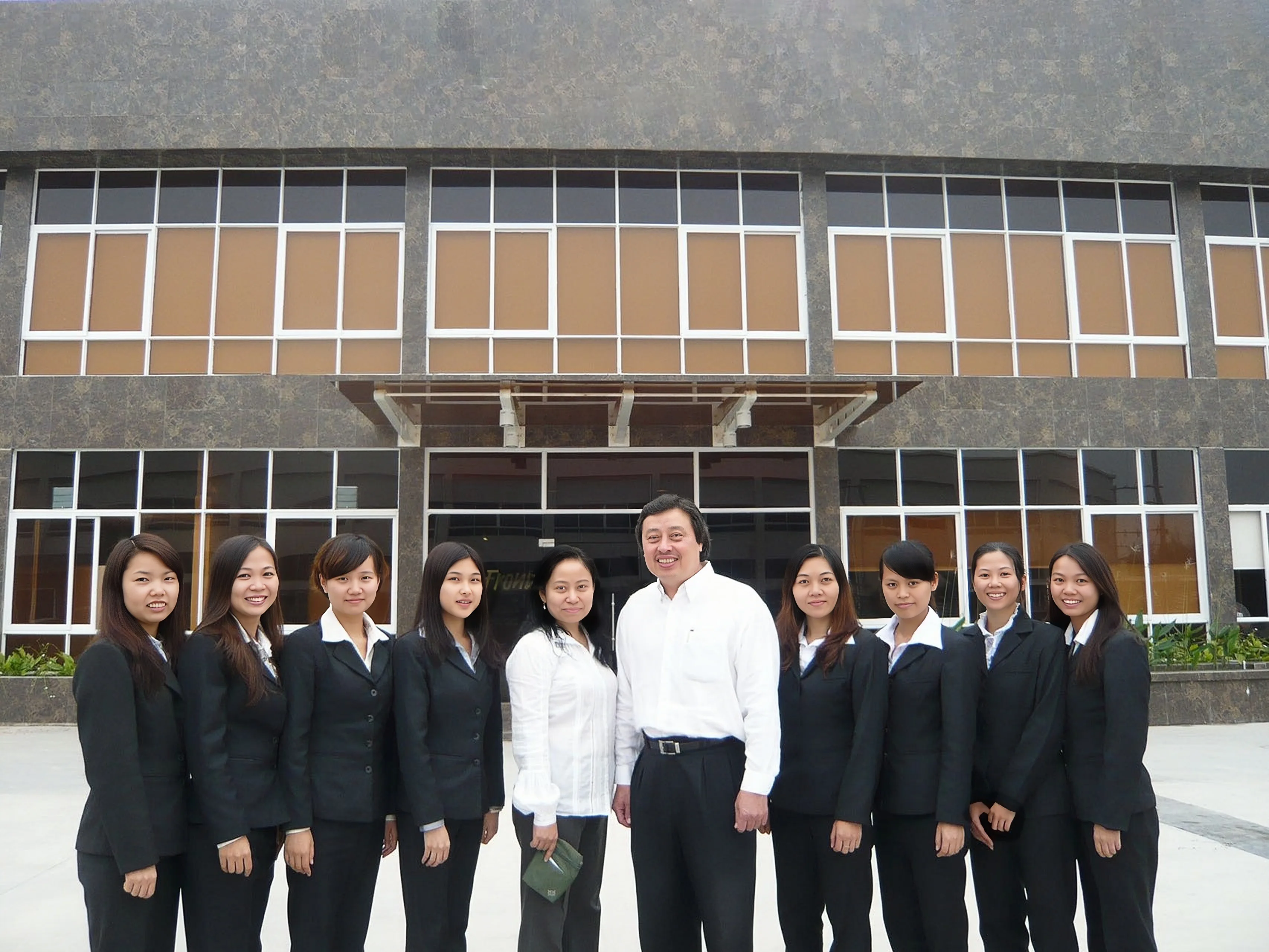 Guangzhou Haizhu District Xinhe Textile Business Department 3