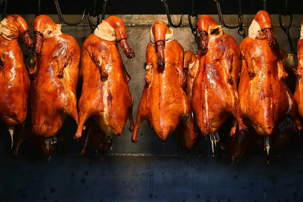 Изготовленная на заказ брендовая Паритетная жареная утка целая с вакуумной