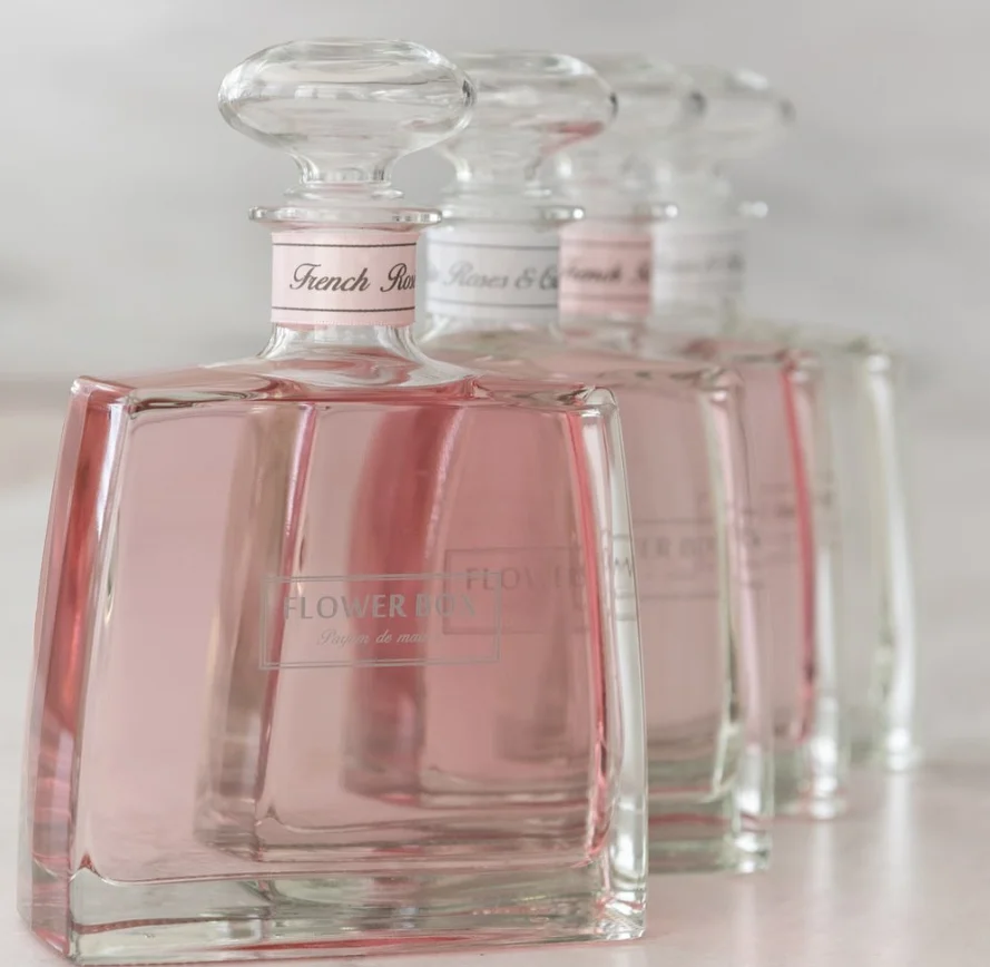 Luxury Gift Rose Fragrance  Empty square 700ml Home Diffuser Glass Bottle Custom 750ml Whisky Spirit Glass Bottll with Glass Cap