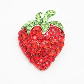 Crystal Fruit Strawberry Pendants for Women Rhinestone Red Strawberry Charm Pendant For Necklace/Keychian