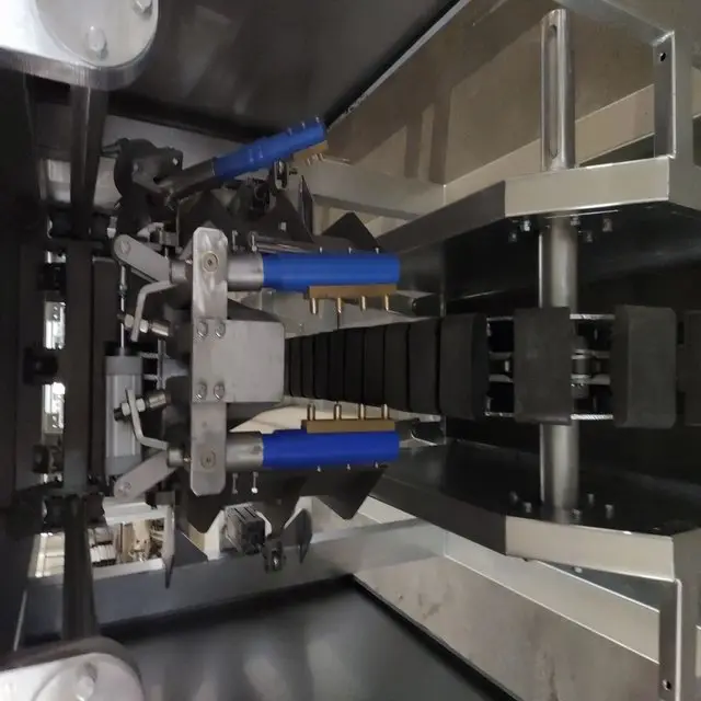 Automatic three-point electric stun machine for pigs in slaughterhouse