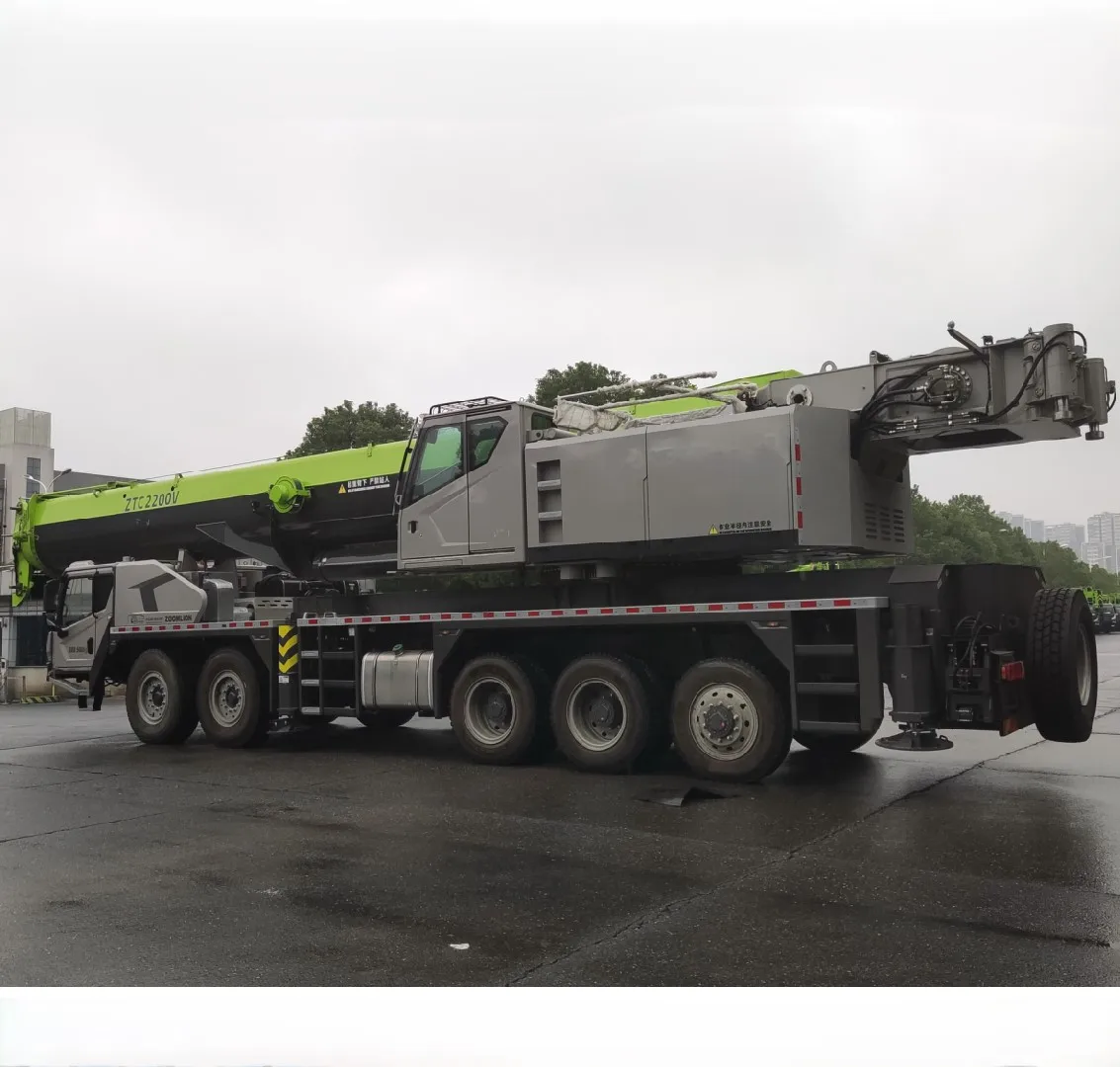 200 Ton Zoomlion Truck Crane ZTC2000VS863 - High Efficiency