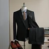Completo nero: giacca, gilet e pantaloni