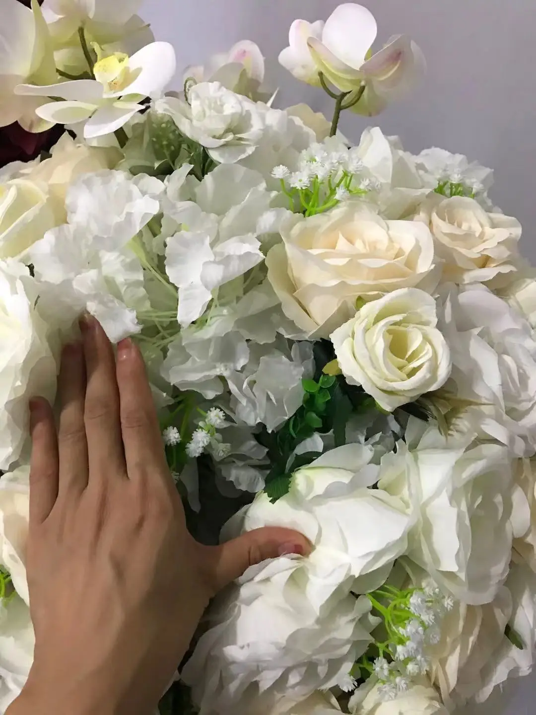 Popular Event Decorated Floral Table Runner Silk White Artificial