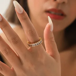 MW Custom Iced Out Bling Bling 18K Gold Plated Stainless Steel Zircon Rings Engagement Wedding Ring Women