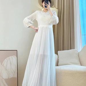 New Solid-color V-neck Plus-size Dress with Frill Design and Ruffled Sleeves High-quality Pleated Dress