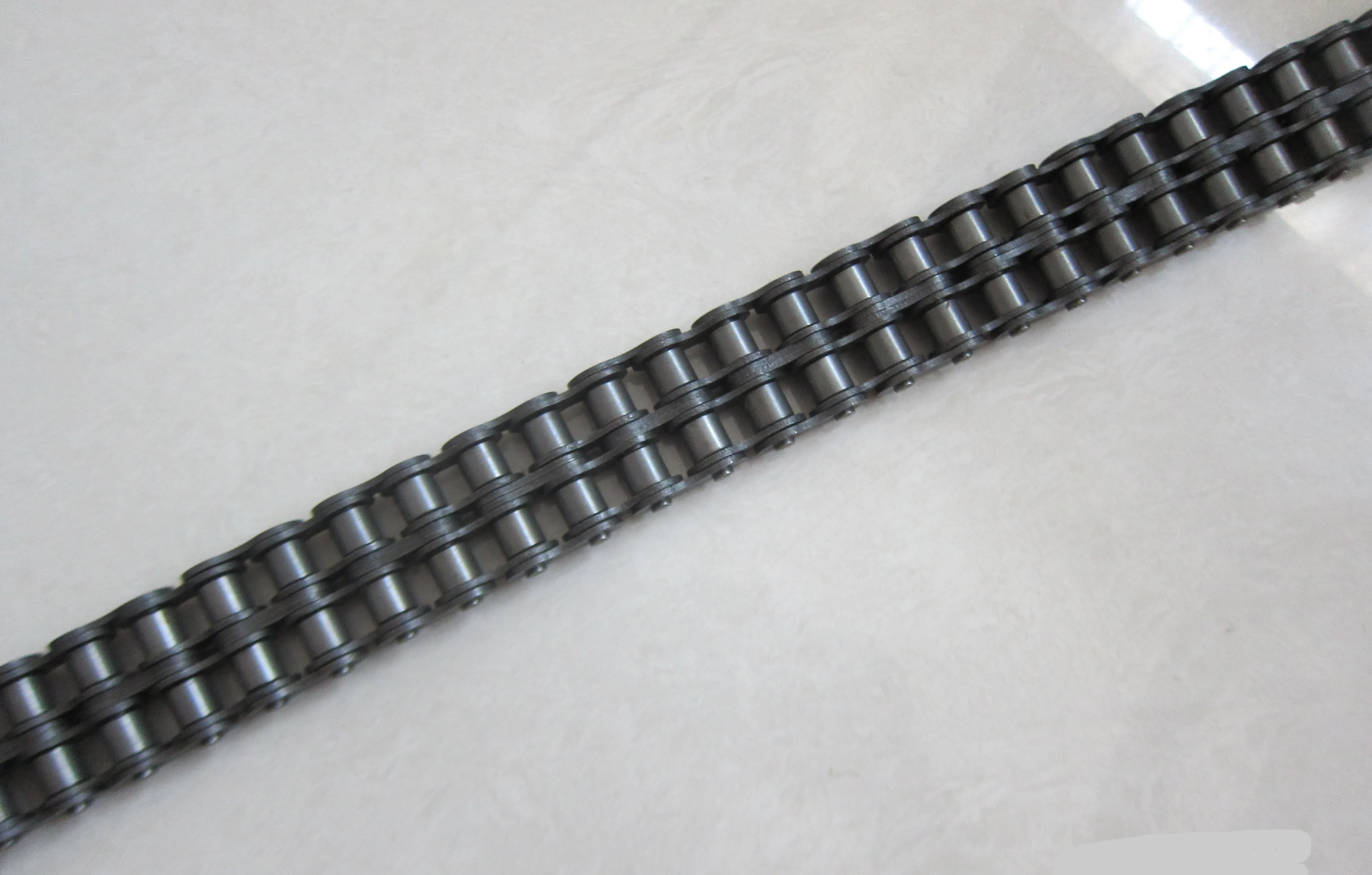 Cadena De Rodillos Dúplex 60-2 - 10 Pies Con 2 Eslabones Maestros, Paso 3/4", Para Transmisiones