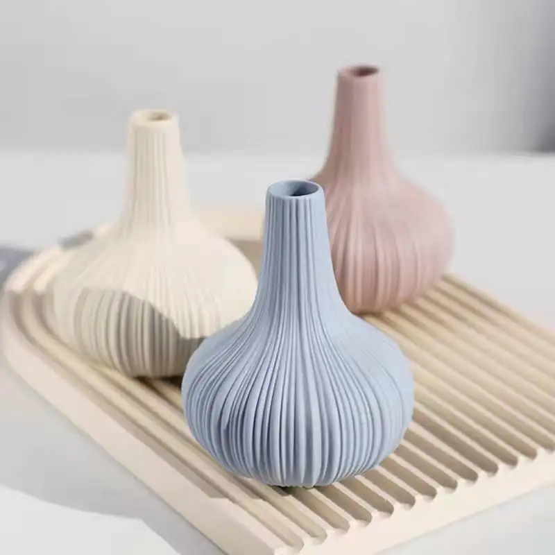 Small Mini Vases for Home Decor Fragrance Oil Bottle Colorful Empty Decorative Ceramic Reed Diffuser Set Bottle Box With Sticks