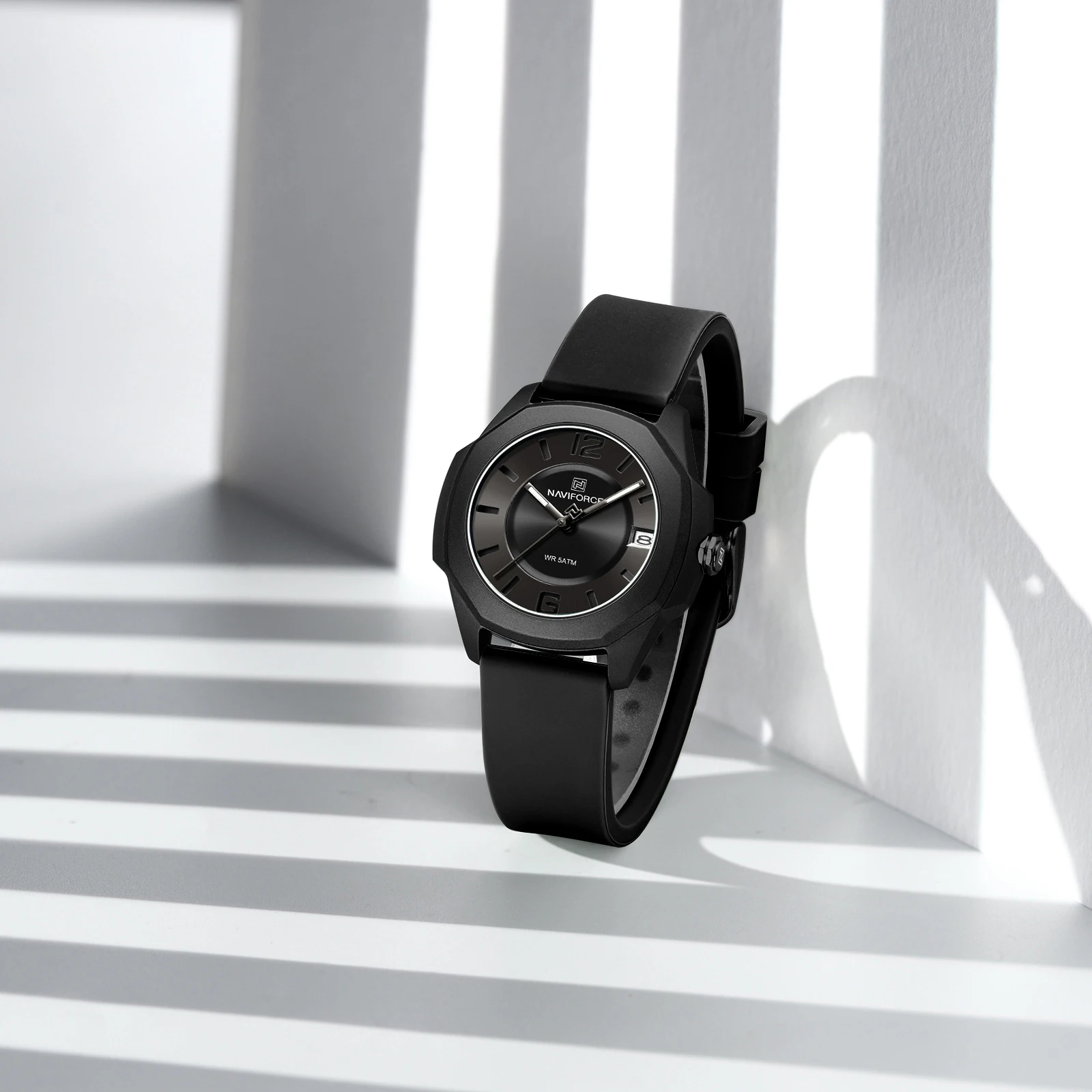 NAVIFORCE 7107 Quartz Women Watch Luxury Fashion Original Lady Girl Wristwatch Silicone Bracelet Casual Elegant Female Clock