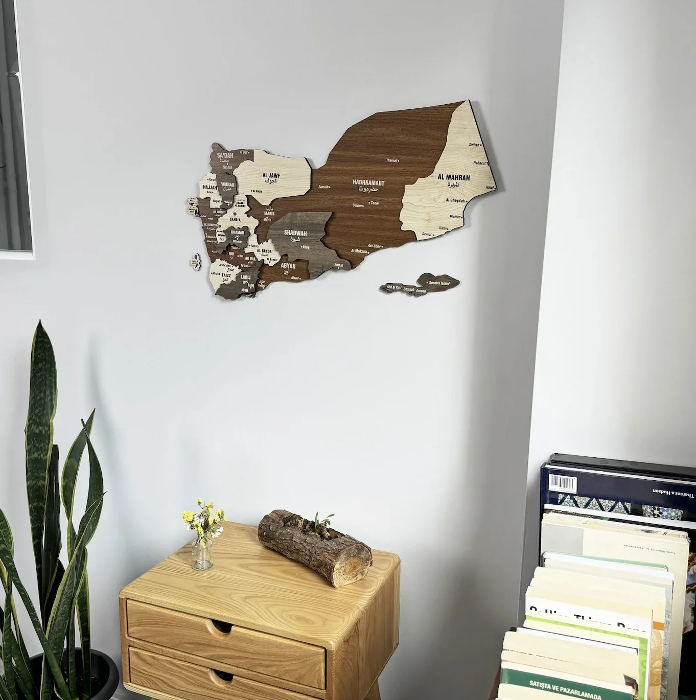 Custom Enjoy World Map Colorful Worlds Wall Wooden Map of the 3d World Wooden Travel Push Pin Map