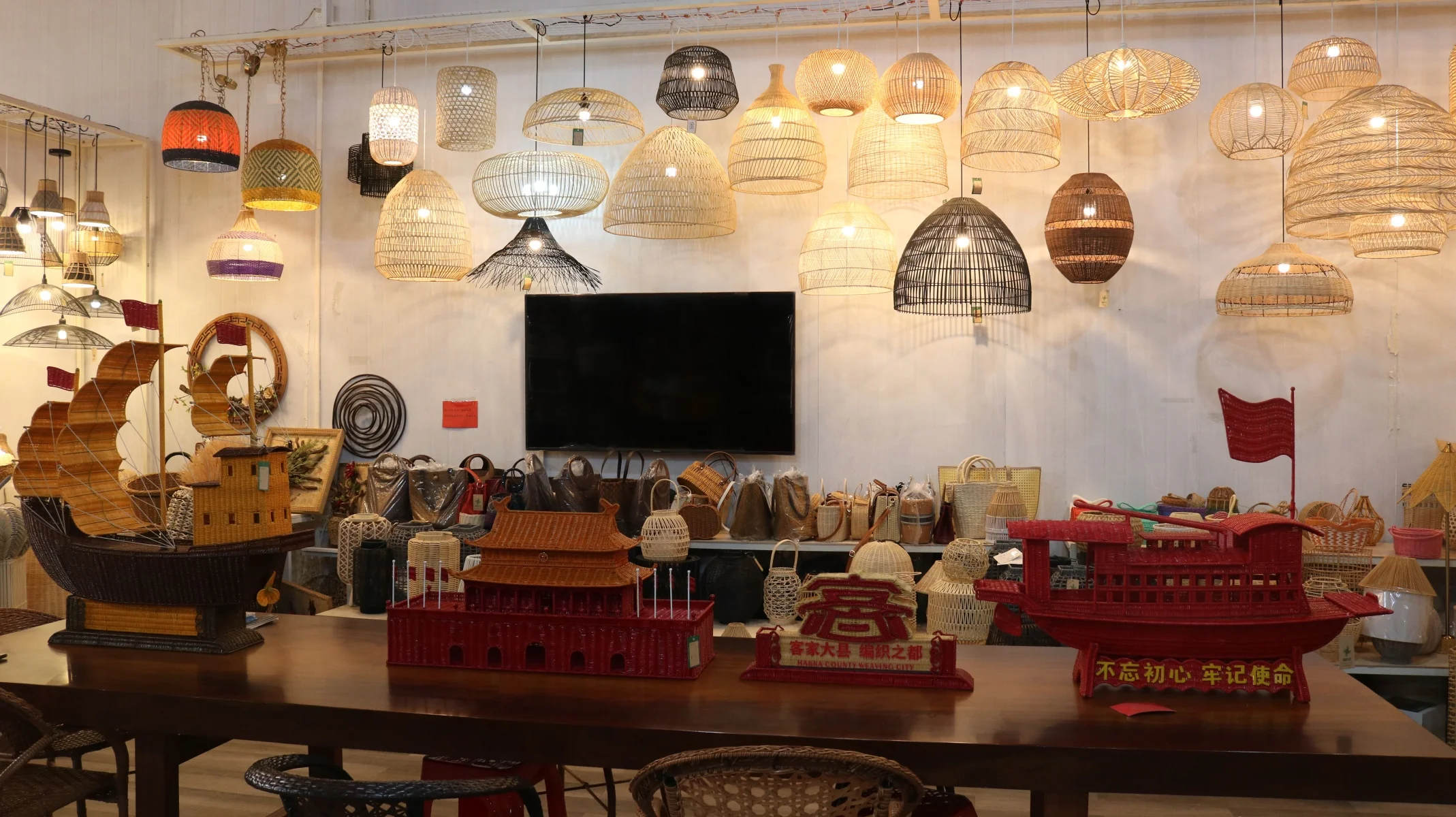 Guangxi Mijin Arts & Crafts Co., Ltd. 2