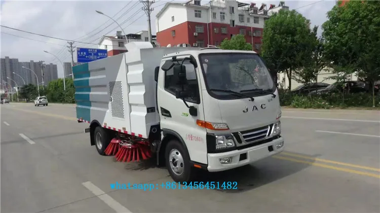 road sweeper truck (3).jpg