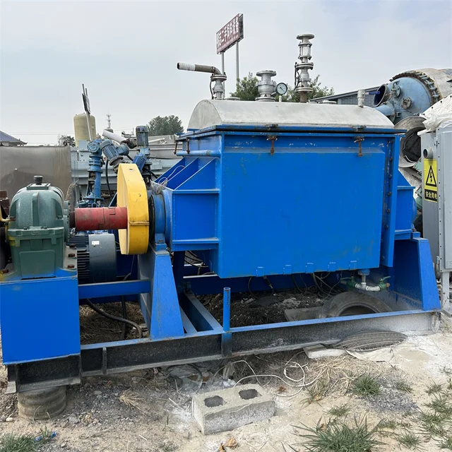 Second-hand rubber kneading machine, automatic cylinder flipping and unloading equipment, industrial kneading machine