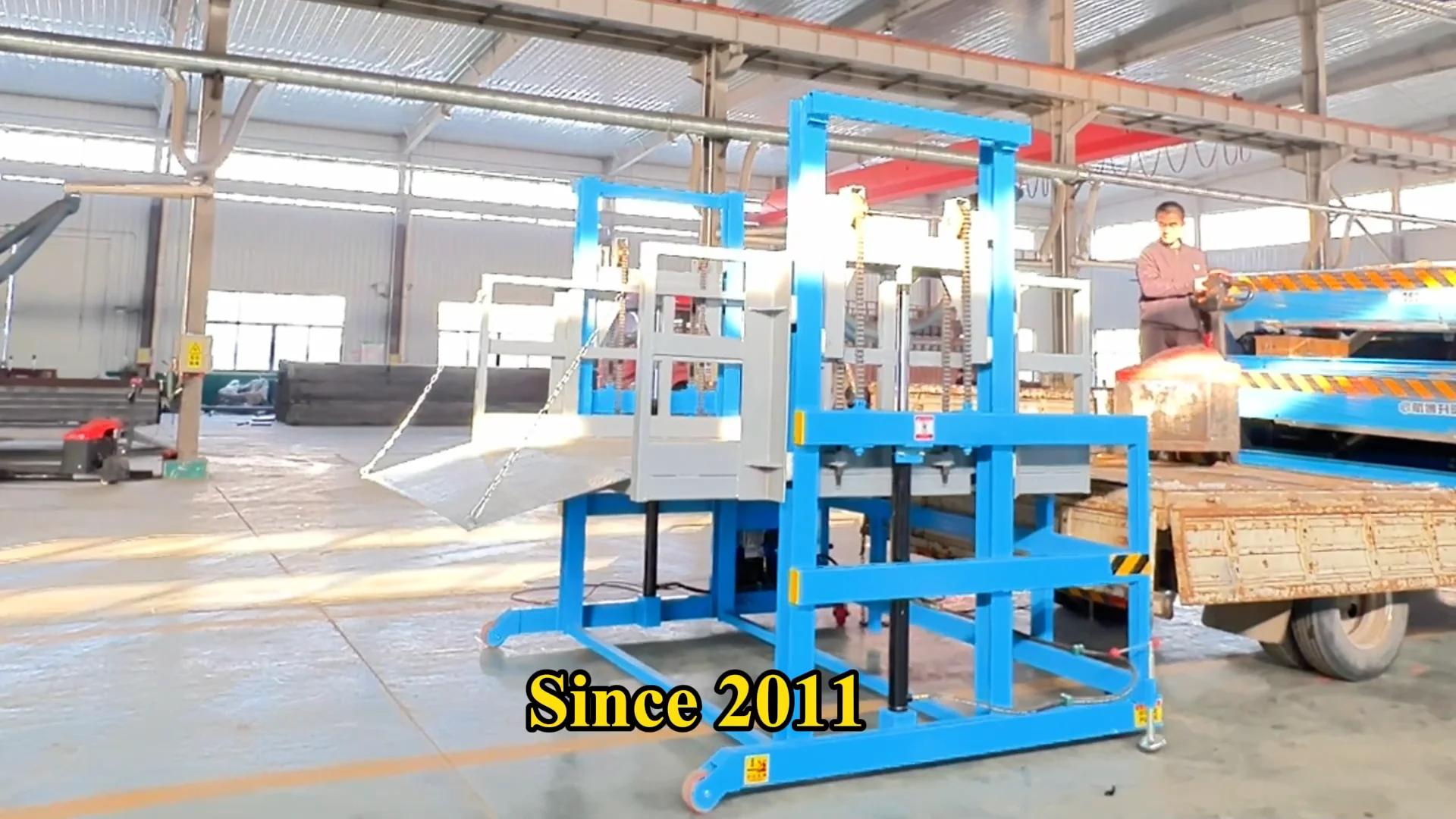 Loading And Unloading Lifting Platform Loading Capacity 2 Tons For ...