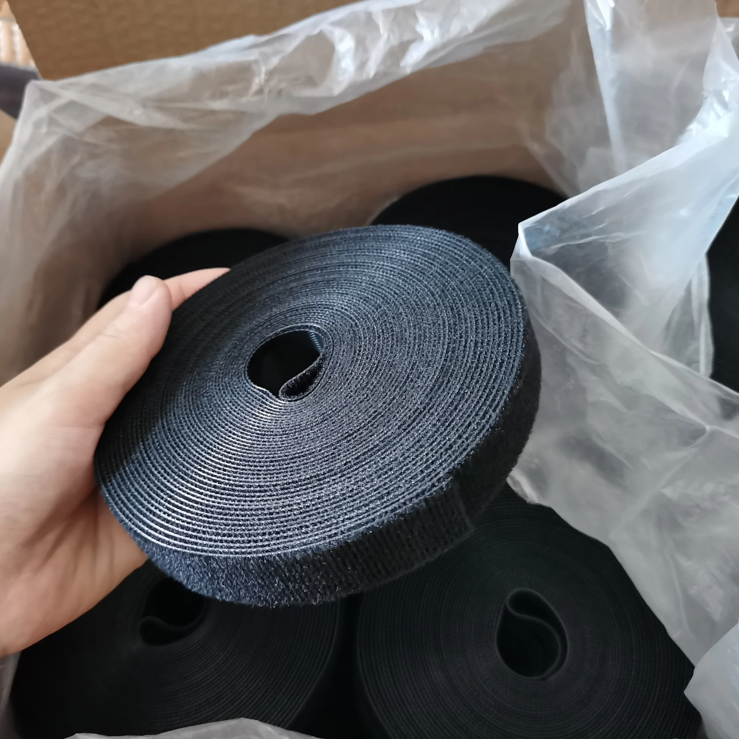 Self Gripping Back To Back Hook And Loop Tape Nylon Fasteners Strap