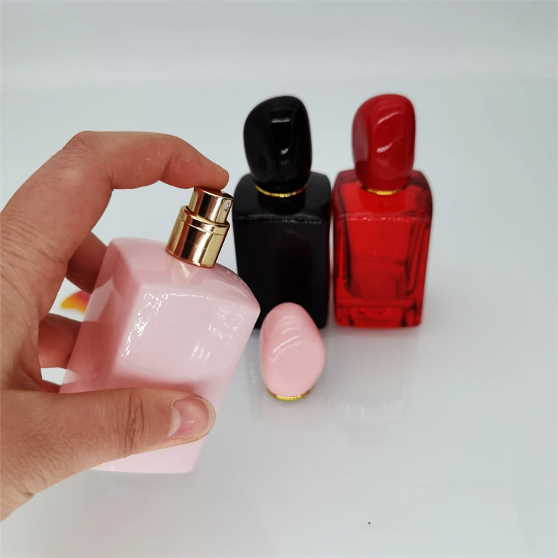 Wholesale Custom 50ml Luxury Empty Eco Friendly square  Perfume Bottle Refillable Perfume Bottles High Quality Spray Perfume