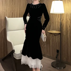 ZYHT 21630 Women Modest Luxury Mermaid Velvet Dress Corset Pearl Embellished Lace Maxi Formal Party Prom Black Evening Dresses